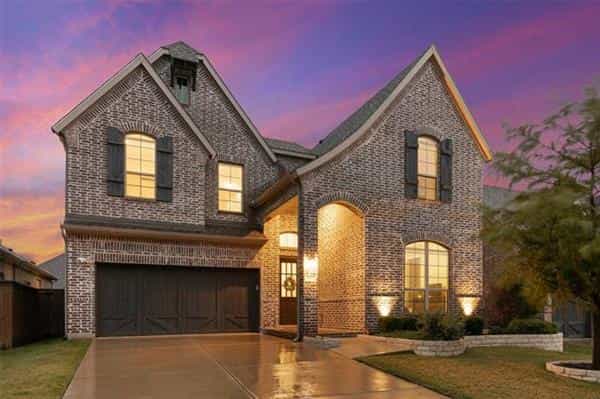 House in Celina, Texas 11143975