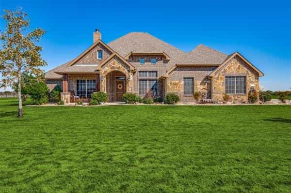 House in McLendon-Chisholm, Texas 11144020