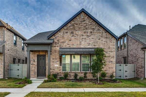 House in Sachse, Texas 11144053