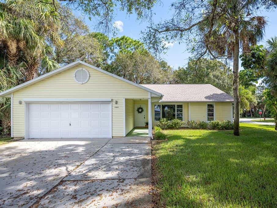 House in Vero Beach South, Florida 11144303