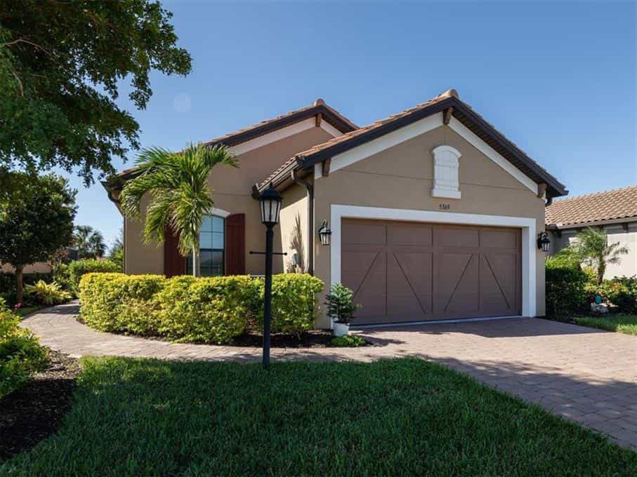 House in Osprey, Florida 11144360