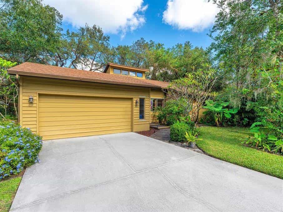 House in Sarasota Springs, Florida 11144369