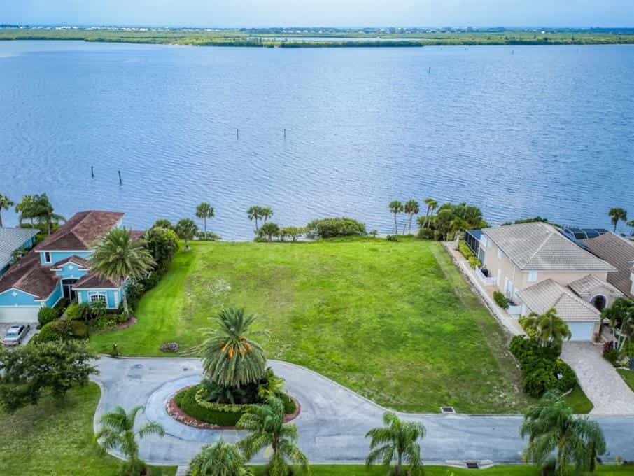Land in Orchidee, Florida 11144373