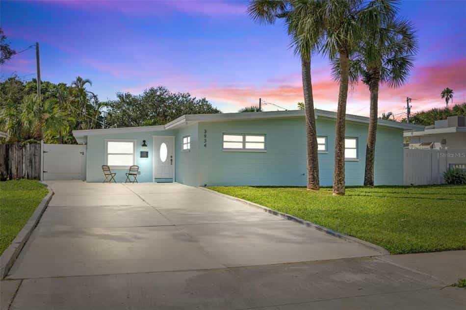 жилой дом в Ганди, Флорида 11144395