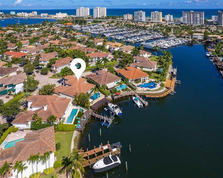 Eigentumswohnung im Beverley Beach, Florida 11144668