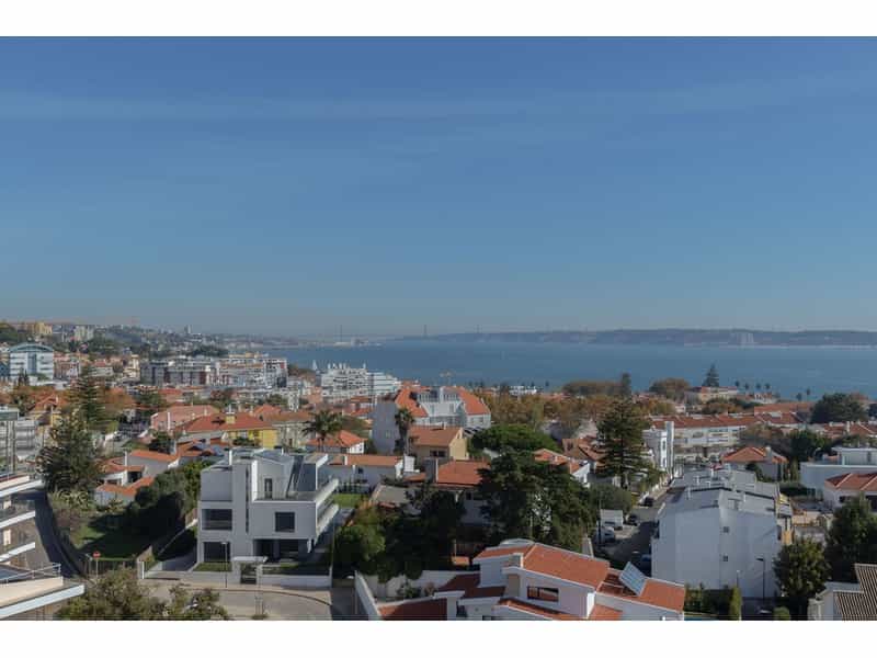 Condominium in Paço de Arcos, Lisboa 11144960