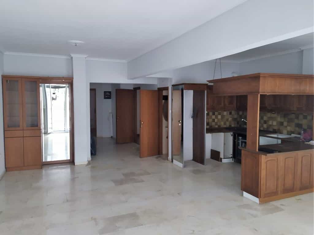Condominium in Thessaloniki, Kentriki Makedonia 11144993