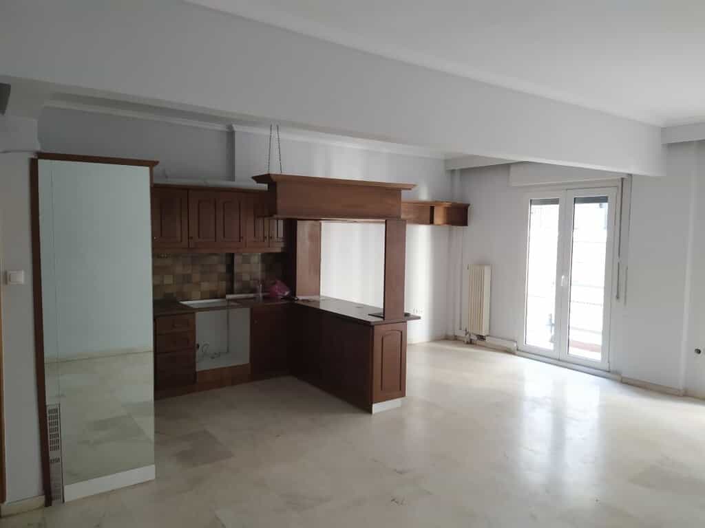 Condominium in Thessaloniki, Kentriki Makedonia 11144993