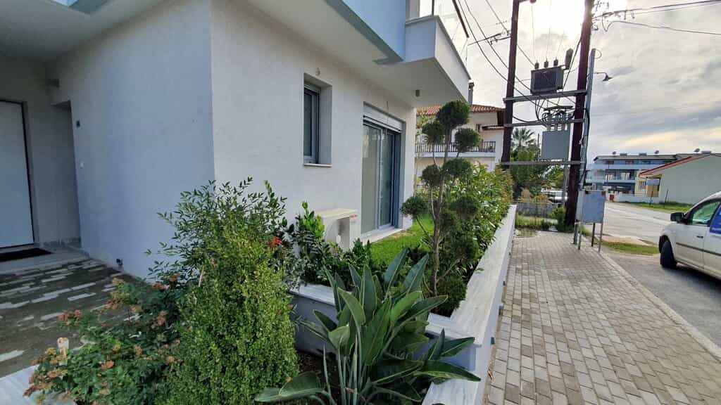 Eigentumswohnung im Nikiti, Kentriki Makedonia 11144995