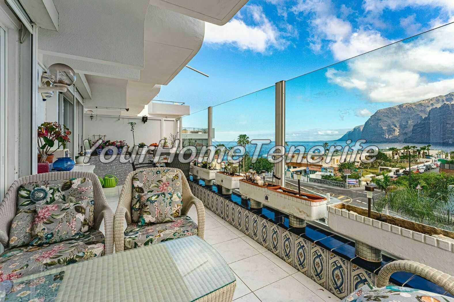 Condominium in Santiago del Teide, Canary Islands 11145000