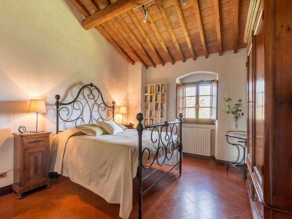 بيت في Reggello, Toscana 11145132