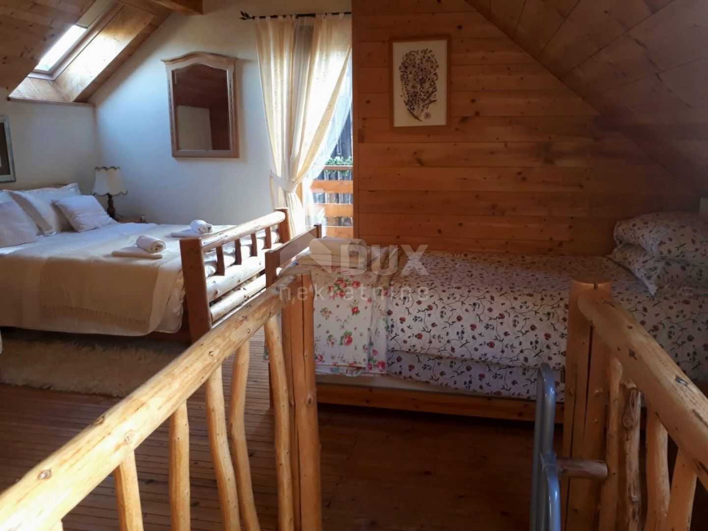 بيت في Kupjak, Primorje-Gorski Kotar County 11145280