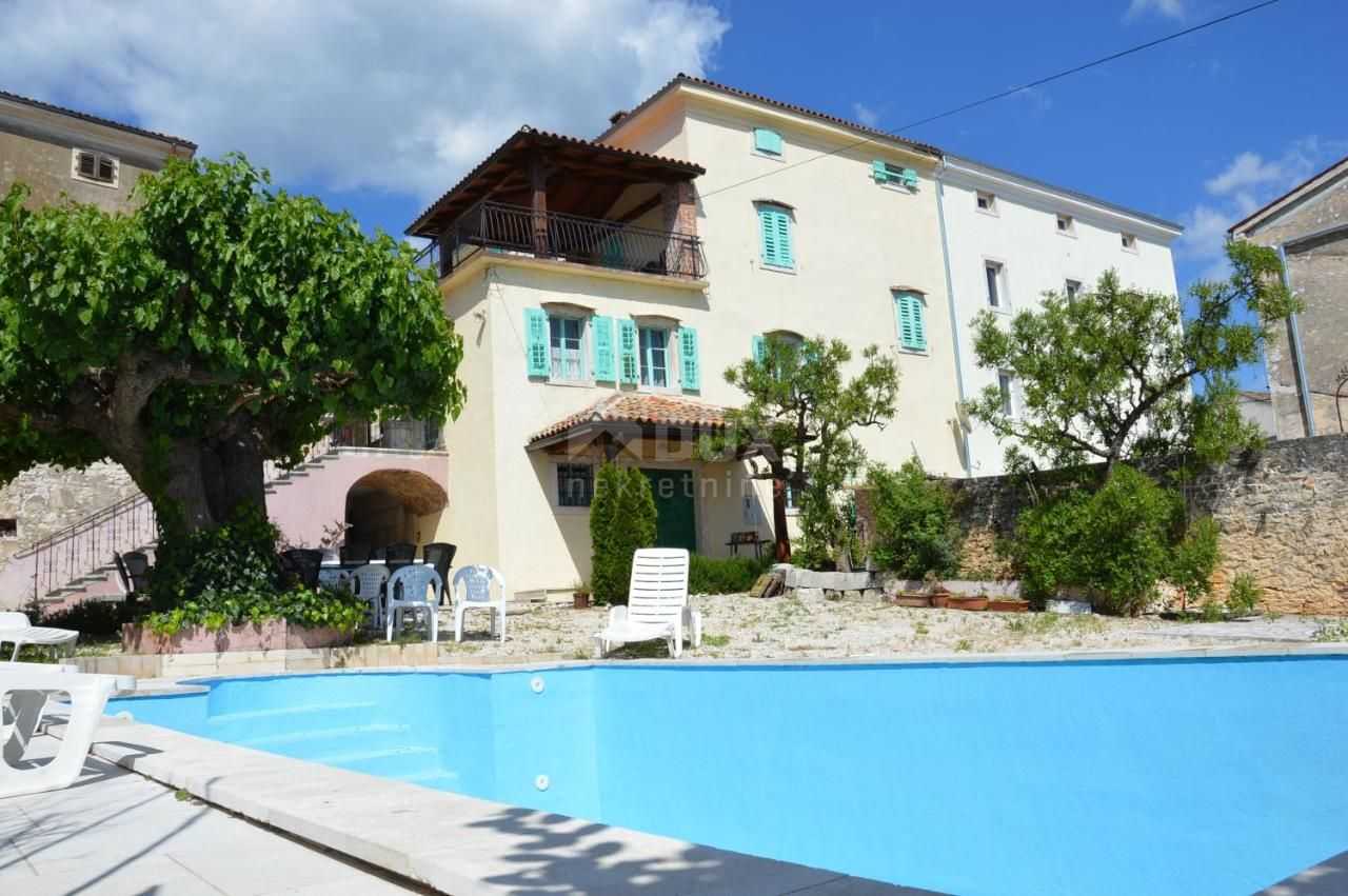 жилой дом в Višnjan, Istria County 11145344