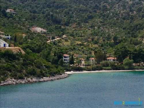 Tanah dalam Korfos, Peloponnisos 11145400