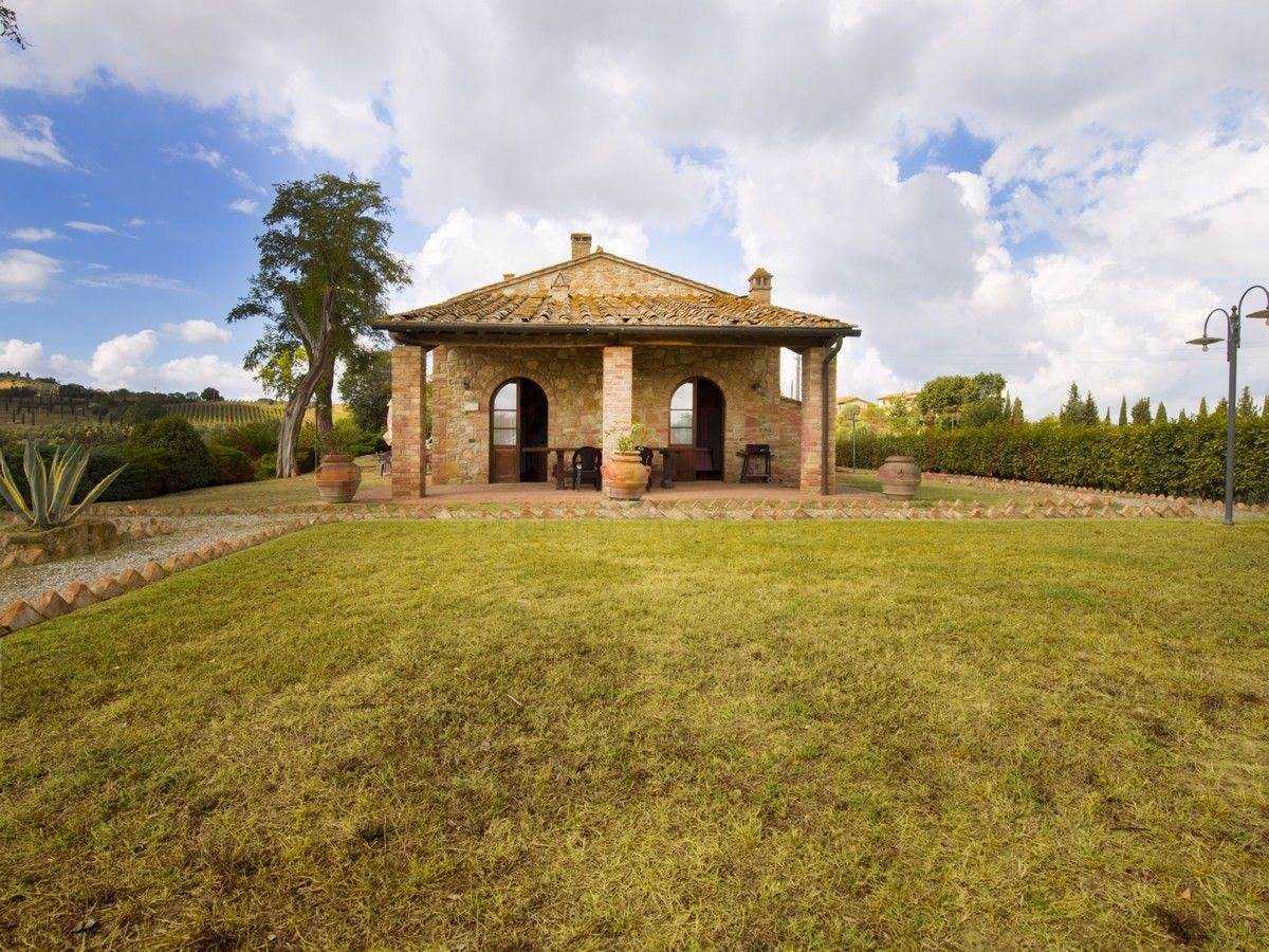 房子 在 Montaione, Toscana 11145442