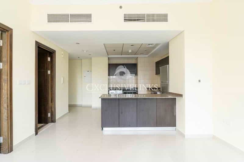 Condominium in Dubai, Dubayy 11145722