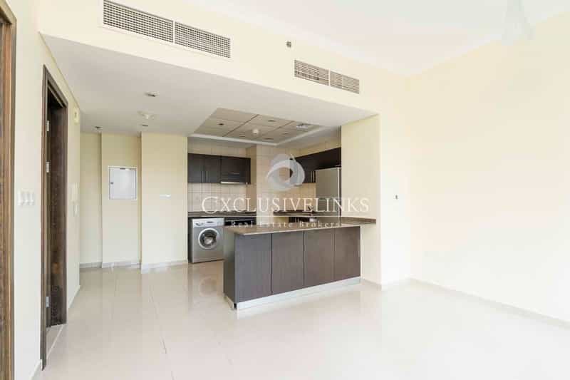 Condominium in Dubai, Dubayy 11145722