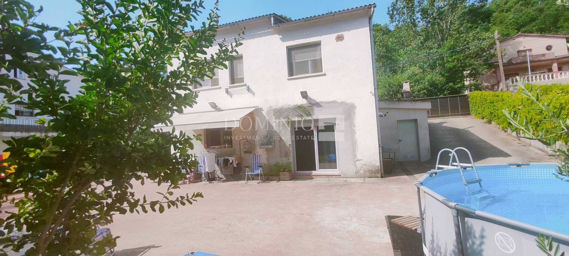 Rumah di La Batlloria, Catalonia 11145800