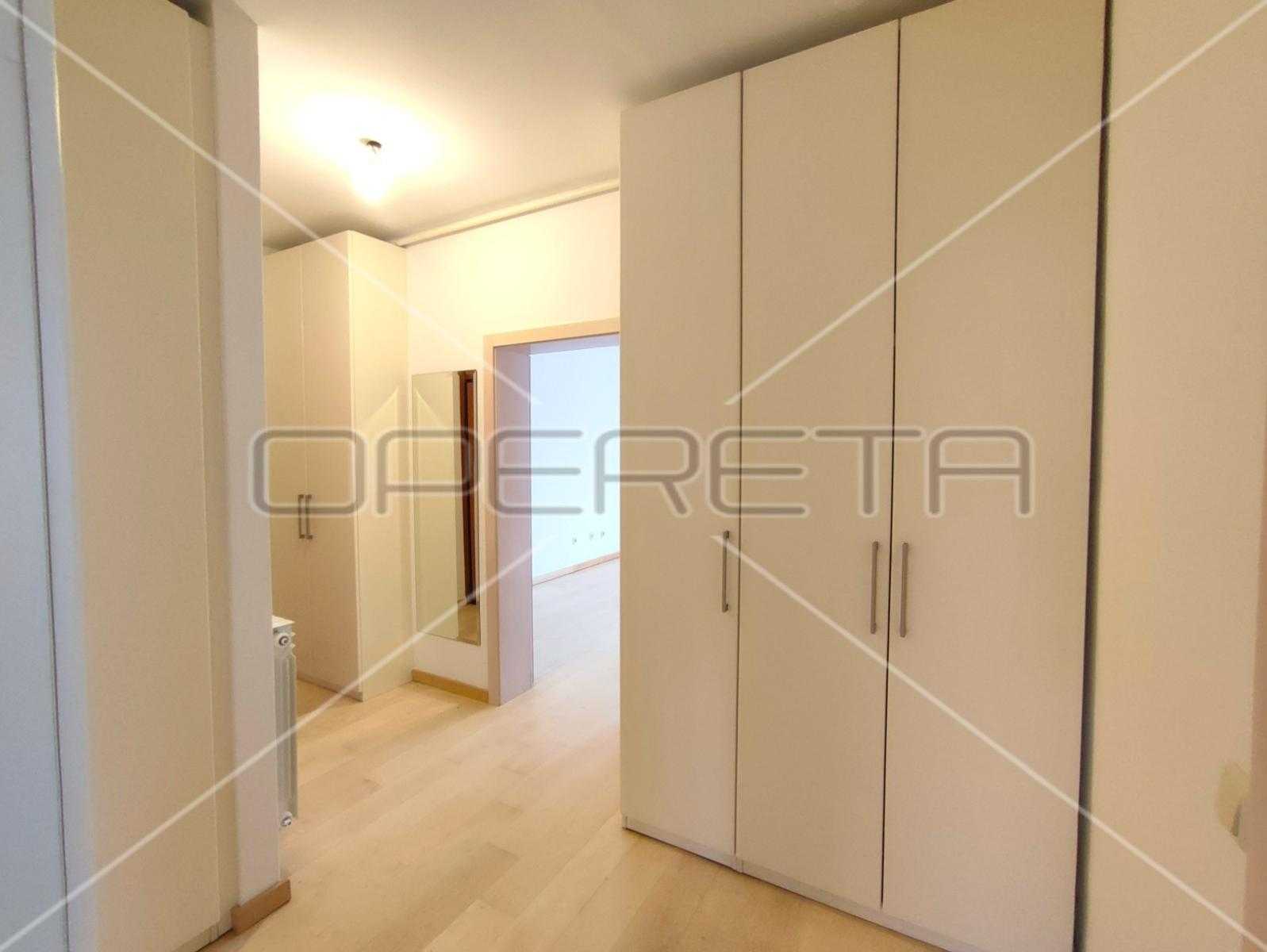 Condominium in Zagreb,  11145892