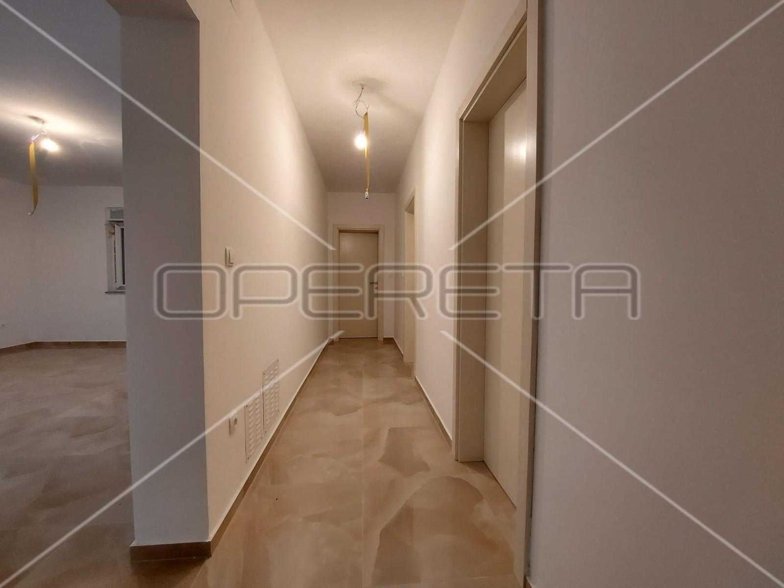房子 在 Budenec, Grad Zagreb 11145911