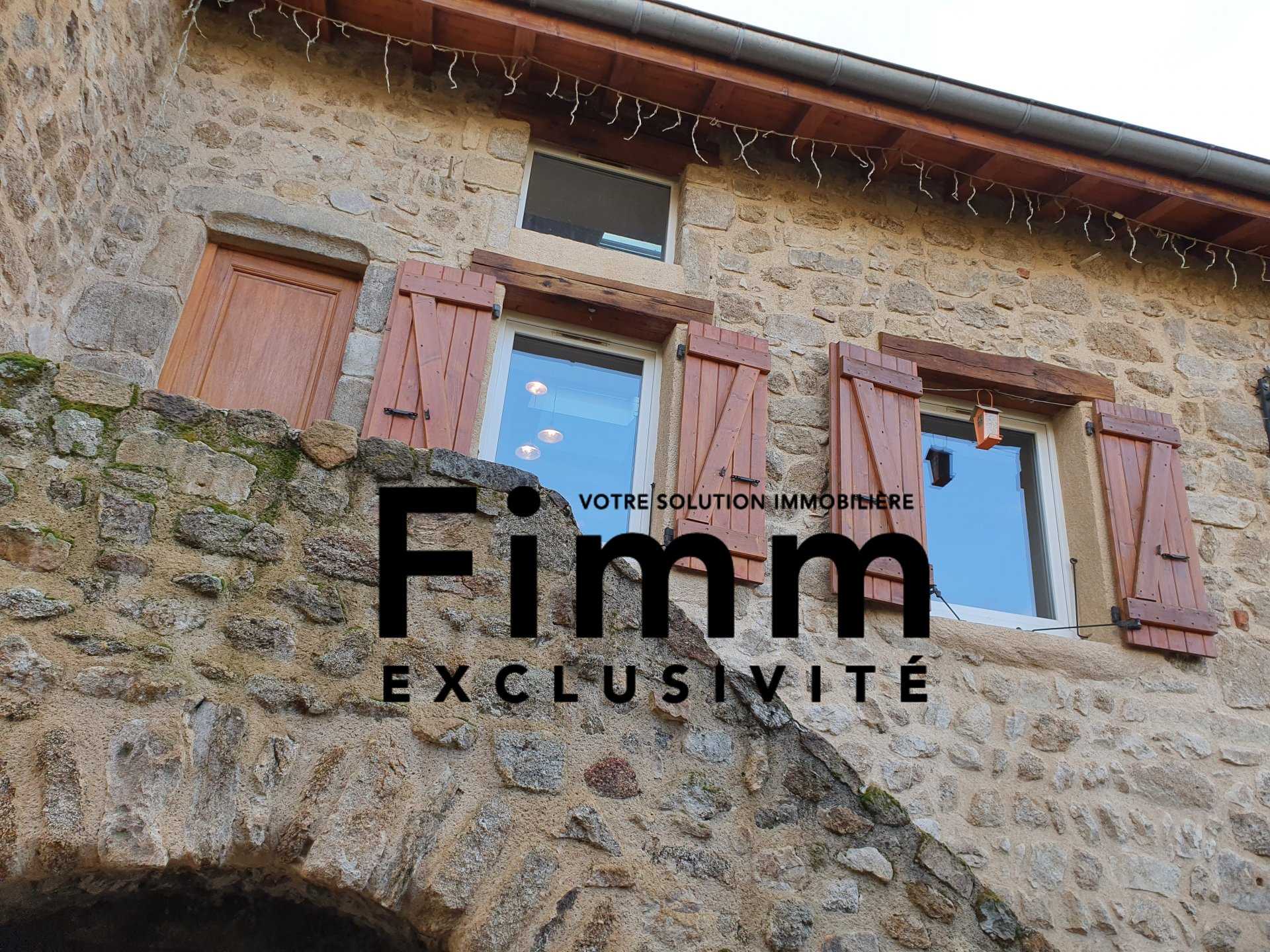 Будинок в Maclas, Auvergne-Rhone-Alpes 11146008