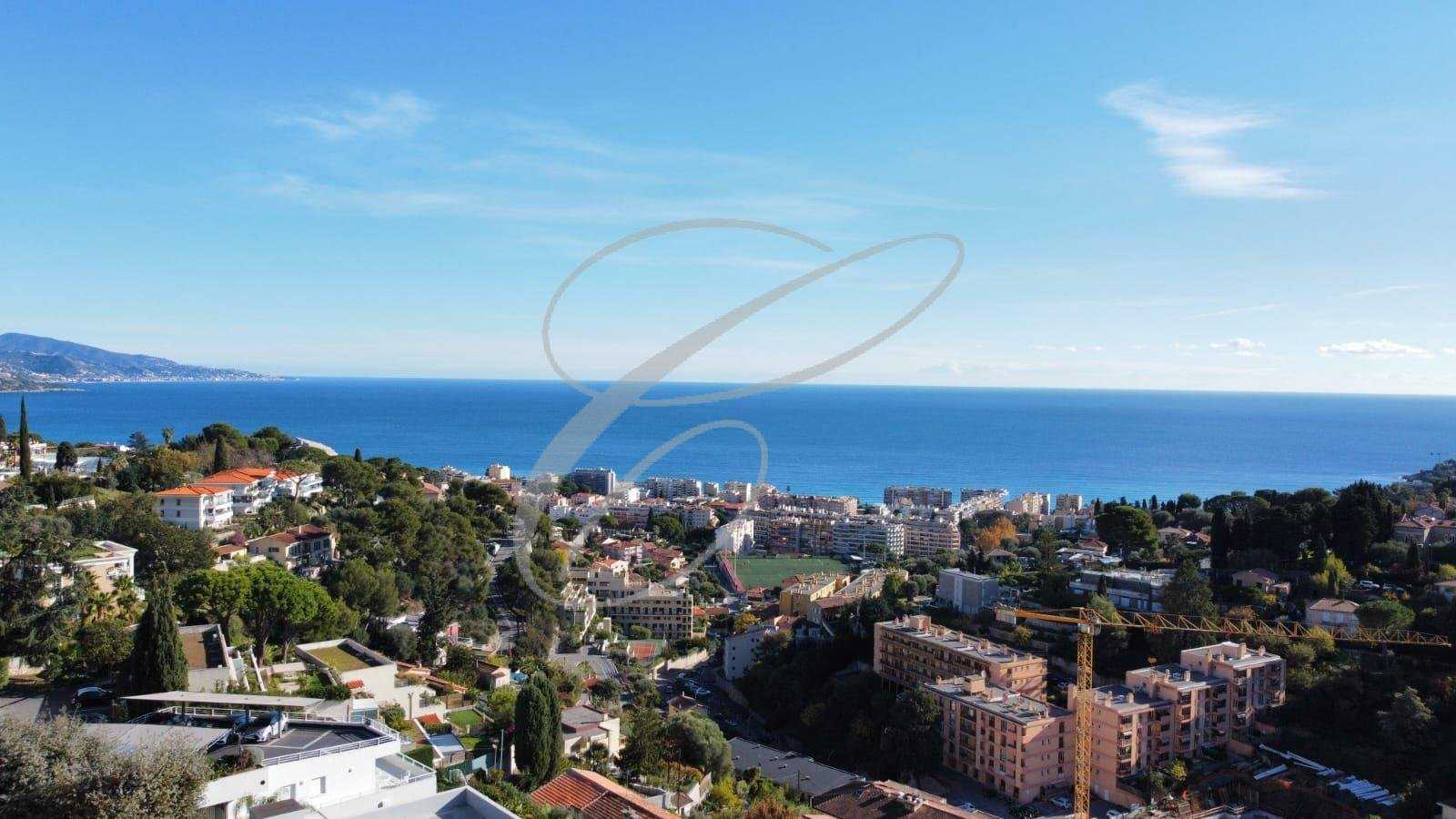 casa en Roquebrune, Provenza-Alpes-Costa Azul 11146045