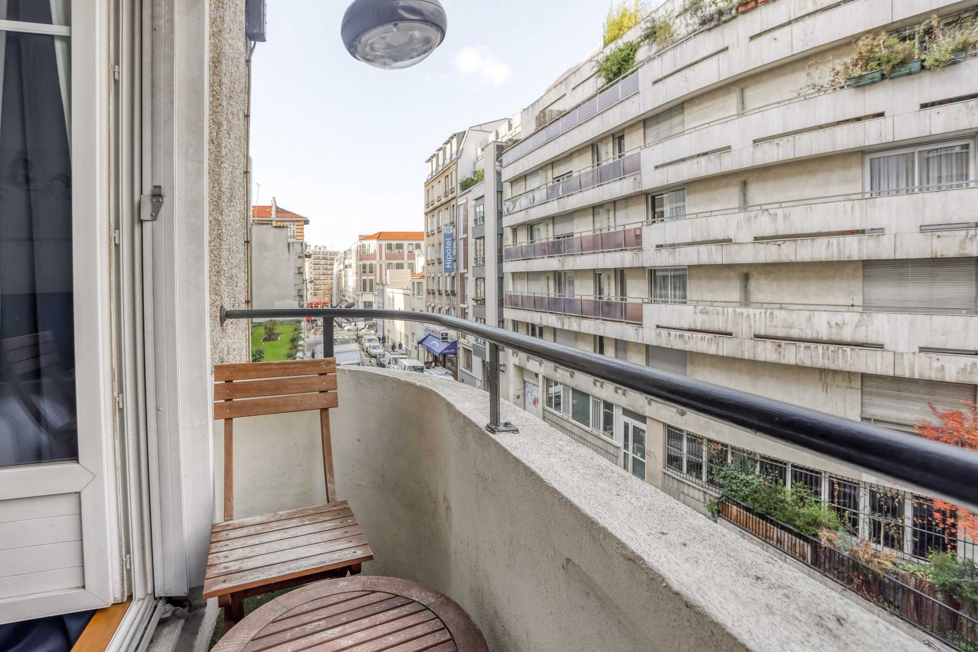 Condominium in Paris 10ème, Paris 11146075
