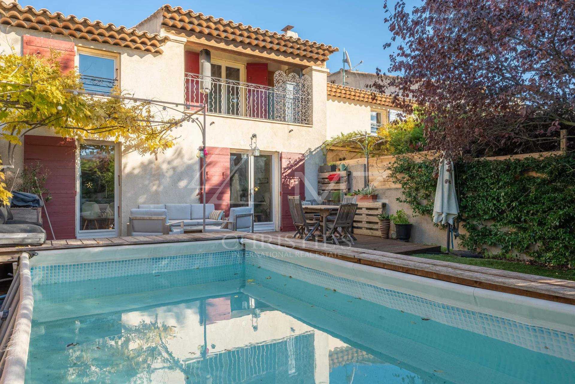 Beberapa Rumah di Les Gervais, Provence-Alpes-Cote d'Azur 11146121