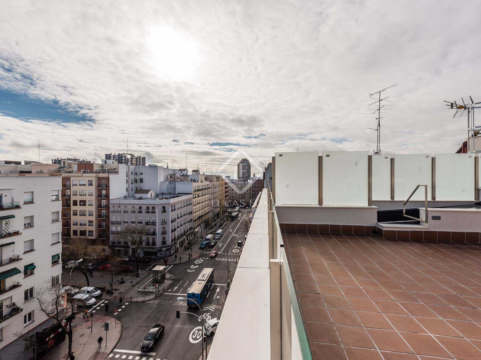 Condominium in Moratalaz, Madrid 11146400