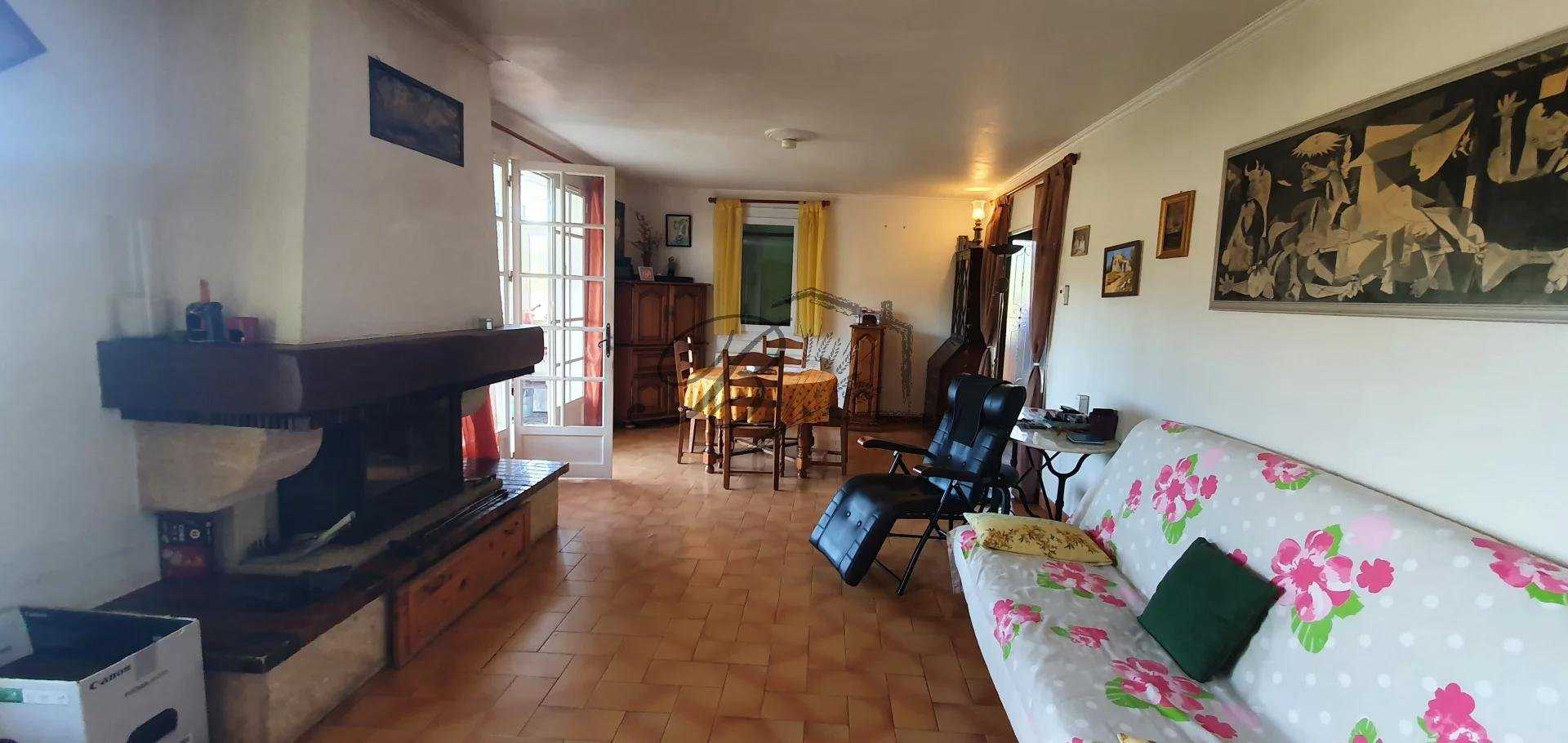 Rumah di Grambois, Provence-Alpes-Cote d'Azur 11146533