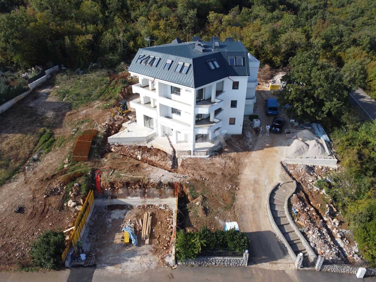 Condominium dans Icici, Primorsko-Goranska Zupanija 11146663