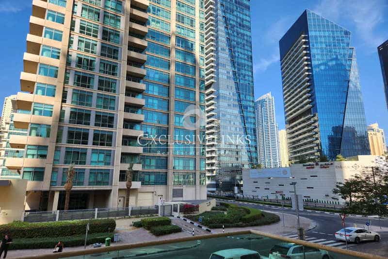 Condominium in Dubai, Dubayy 11146678