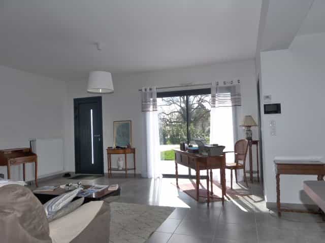 Rumah di Veigne, Pusat-Val de Loire 11147803