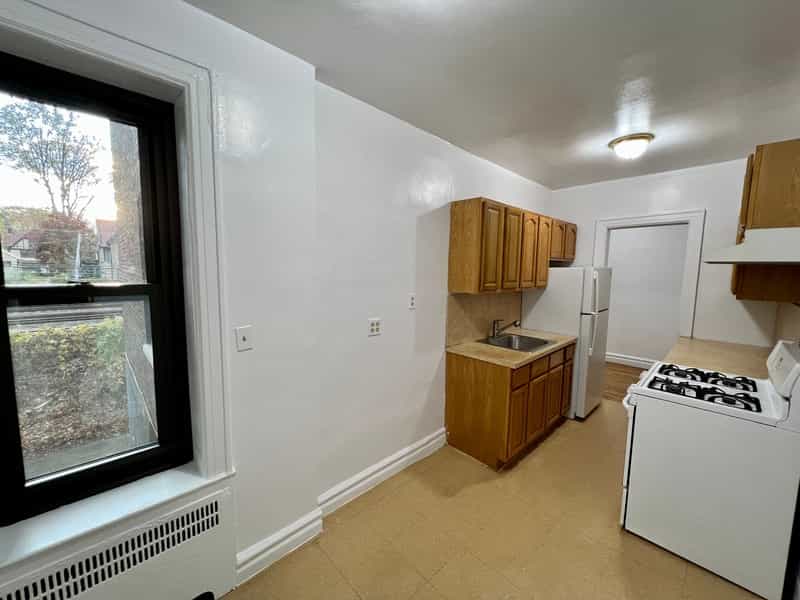 公寓 在 布鲁克林庄园, 纽约 11148228