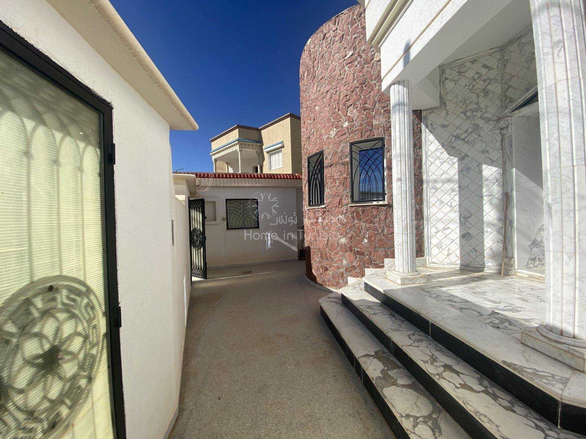 House in Kelaa Kebira, Sousse 11150264