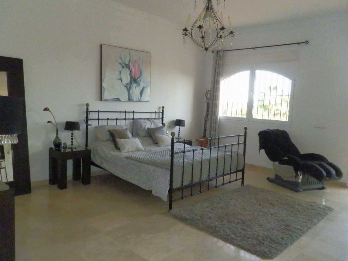 rumah dalam Benahavís, Andalucía 11150623