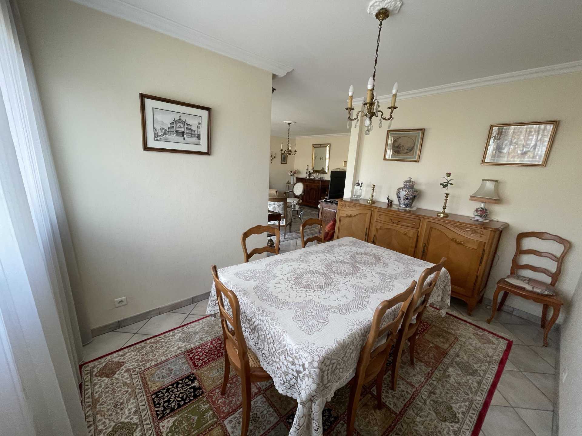 公寓 在 Vichy, Auvergne-Rhone-Alpes 11151799