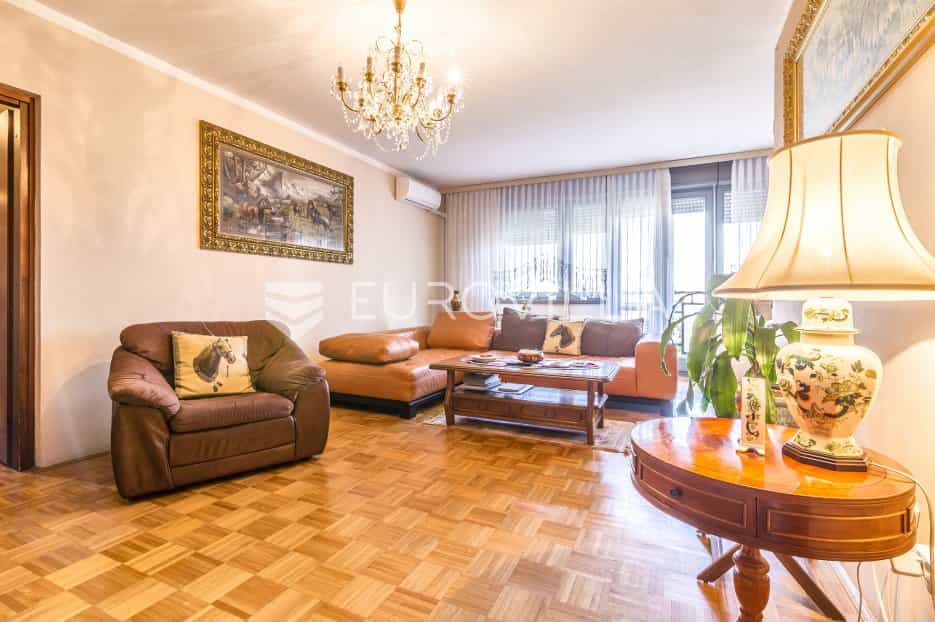 Condominium in Zagreb, Zagreb, grad 11151902