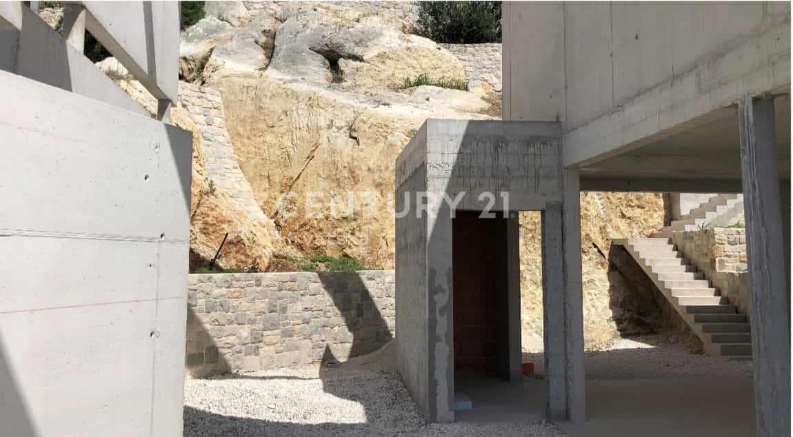 House in Trogir, Split-Dalmatia County 11151907