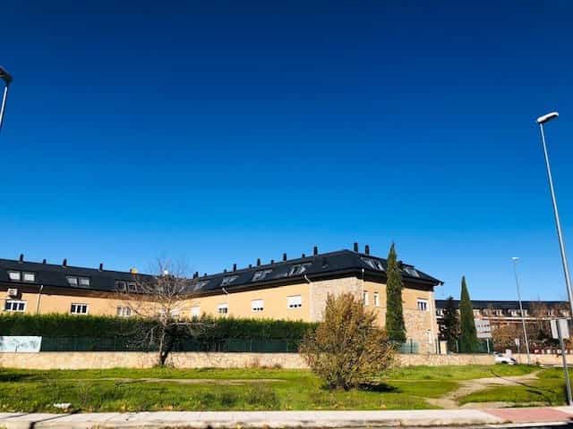 عمارات في Alpedrete, Community of Madrid 11151954