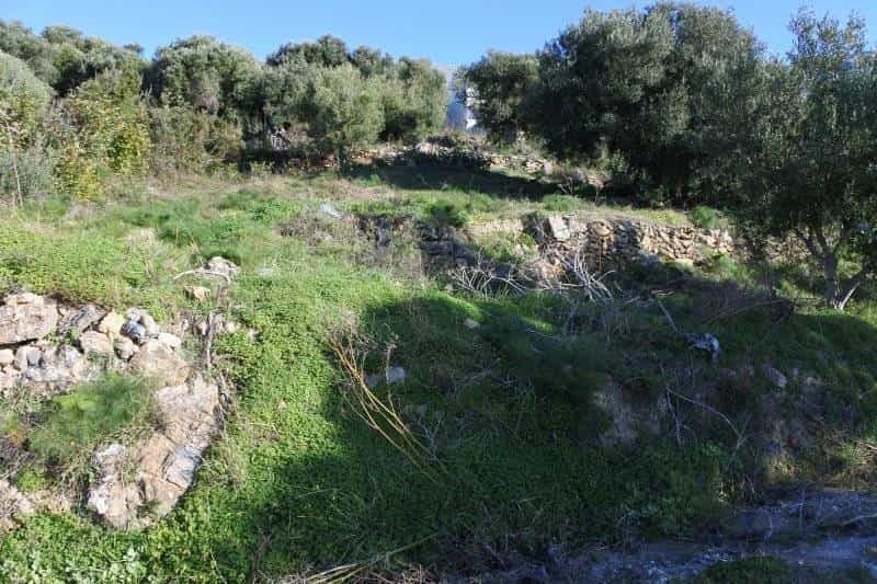 Tierra en Agios Antonios, criti 11152043