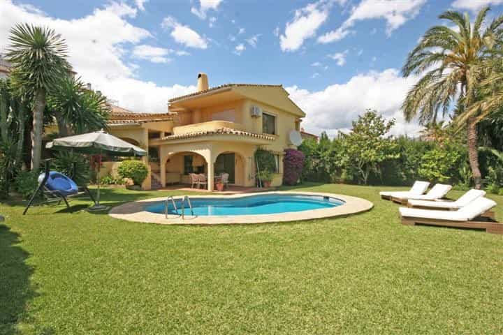 Rumah di El Malaikat, Andalusia 11152511