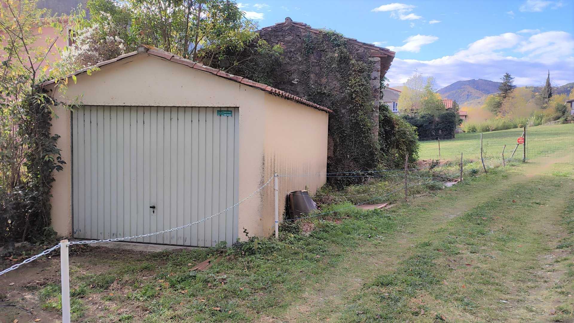 casa en Arles-sur-Tech, Pyrénées-Orientales 11153765