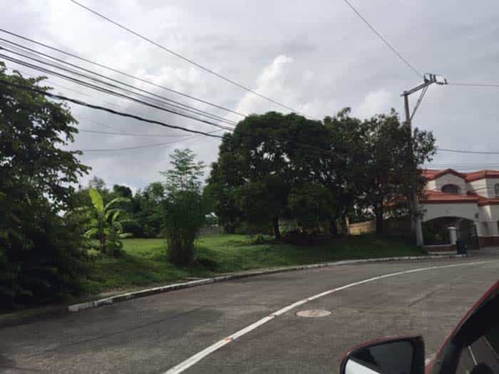 Maa sisään Alabang Hillsin kylä, Rizal 11153888