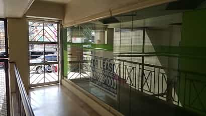 Detailhandel in Loyola-hoogten, Quezon 11154063