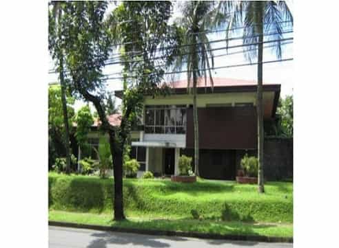 σπίτι σε Πόλη Μακάτι, Μακάτι 11154288