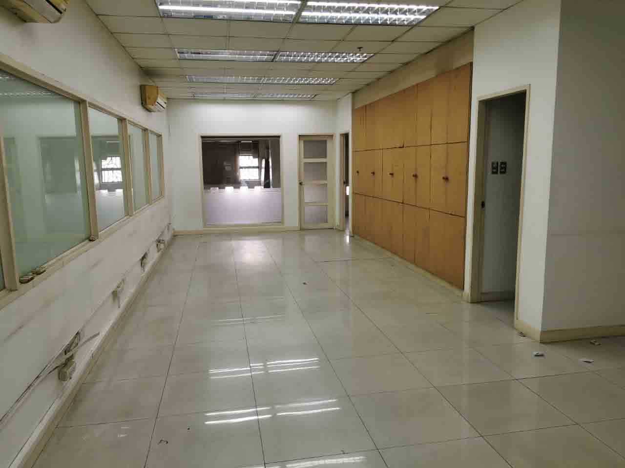 Kontor i Tondo, Manila 11155570