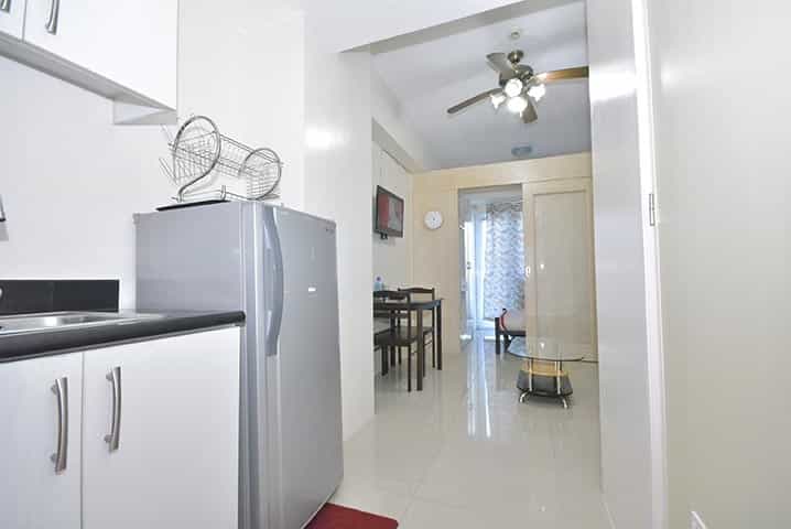 Condominium in Santa Cruz, Makati 11155601