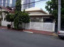 Talo sisään Poblacion, Makati 11155642
