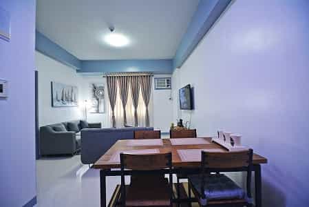 Condominium in Maricaban, Pasay 11156782